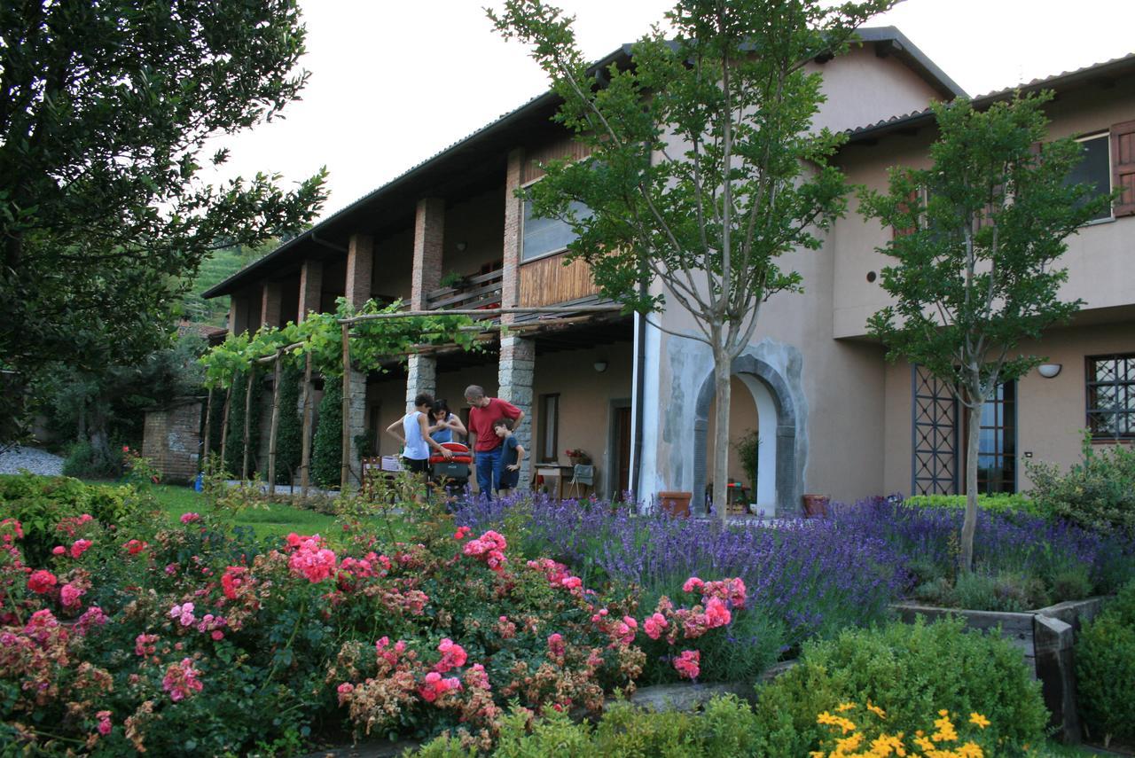 Bio&B Cascina Montebello Palazzago Exteriör bild