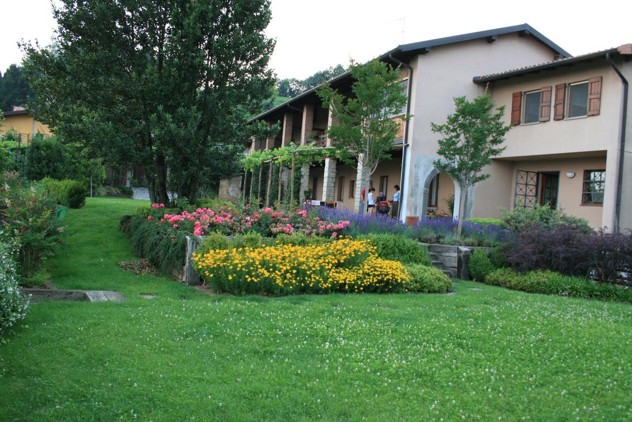 Bio&B Cascina Montebello Palazzago Exteriör bild