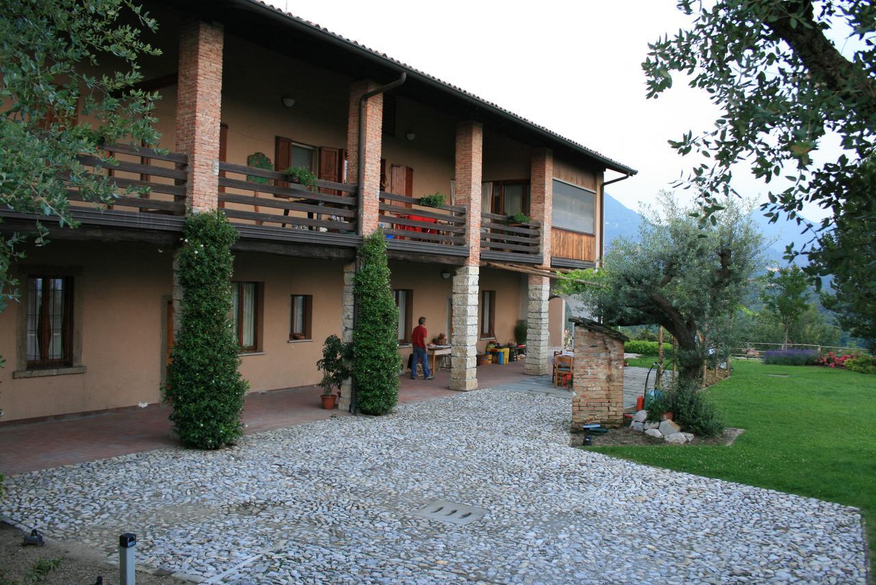 Bio&B Cascina Montebello Palazzago Exteriör bild
